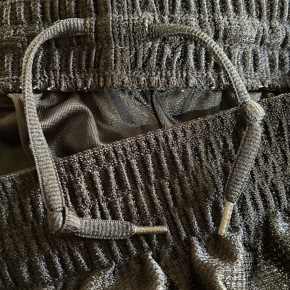 Nike Basketball Shorts New Money‎ Y2K Men’s Size Small Black Pockets Swoosh - Picture 7 of 7